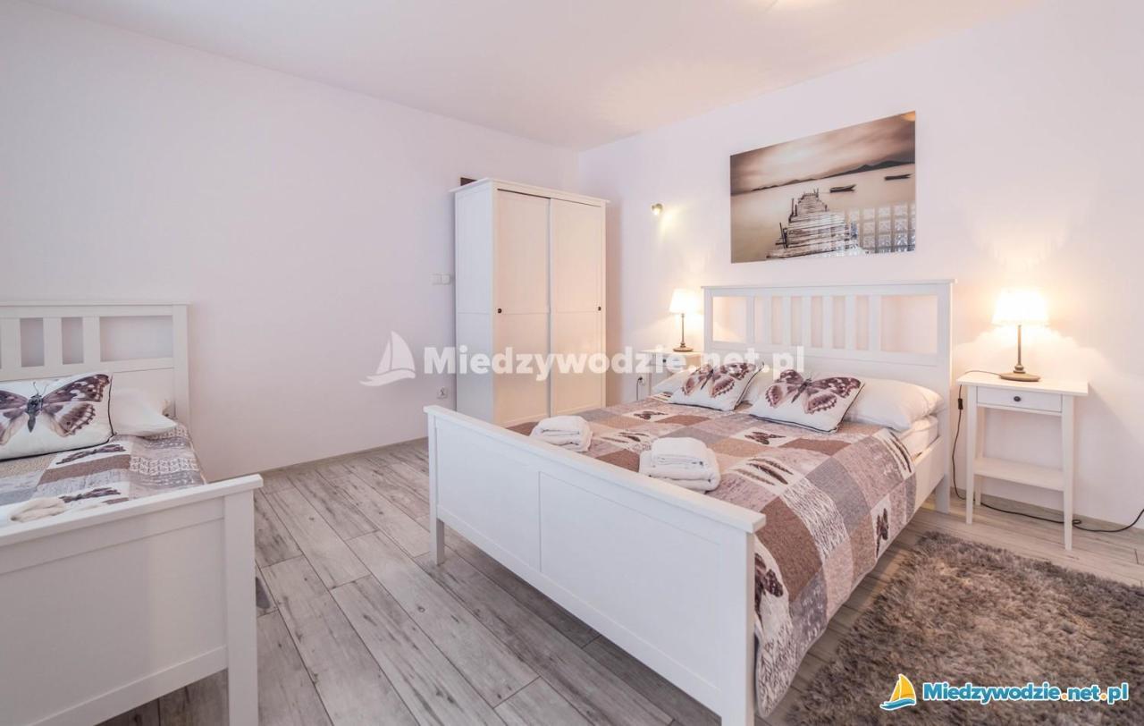 Bed and Breakfast Delfin Мендзыводзе Экстерьер фото