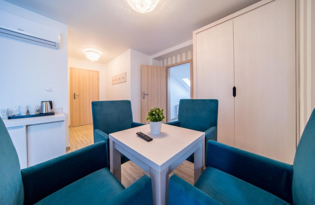 Bed and Breakfast Delfin Мендзыводзе Экстерьер фото