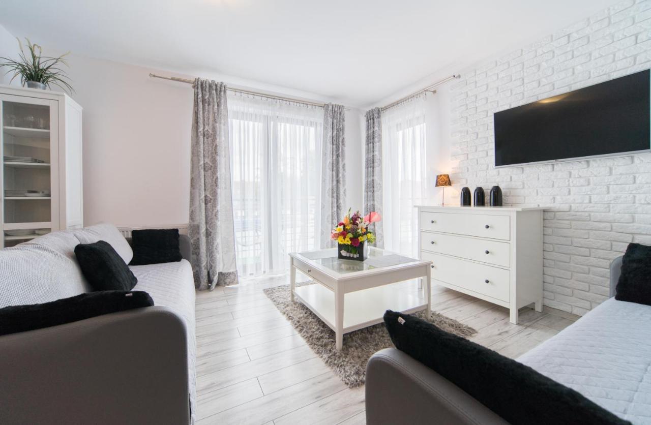 Bed and Breakfast Delfin Мендзыводзе Экстерьер фото