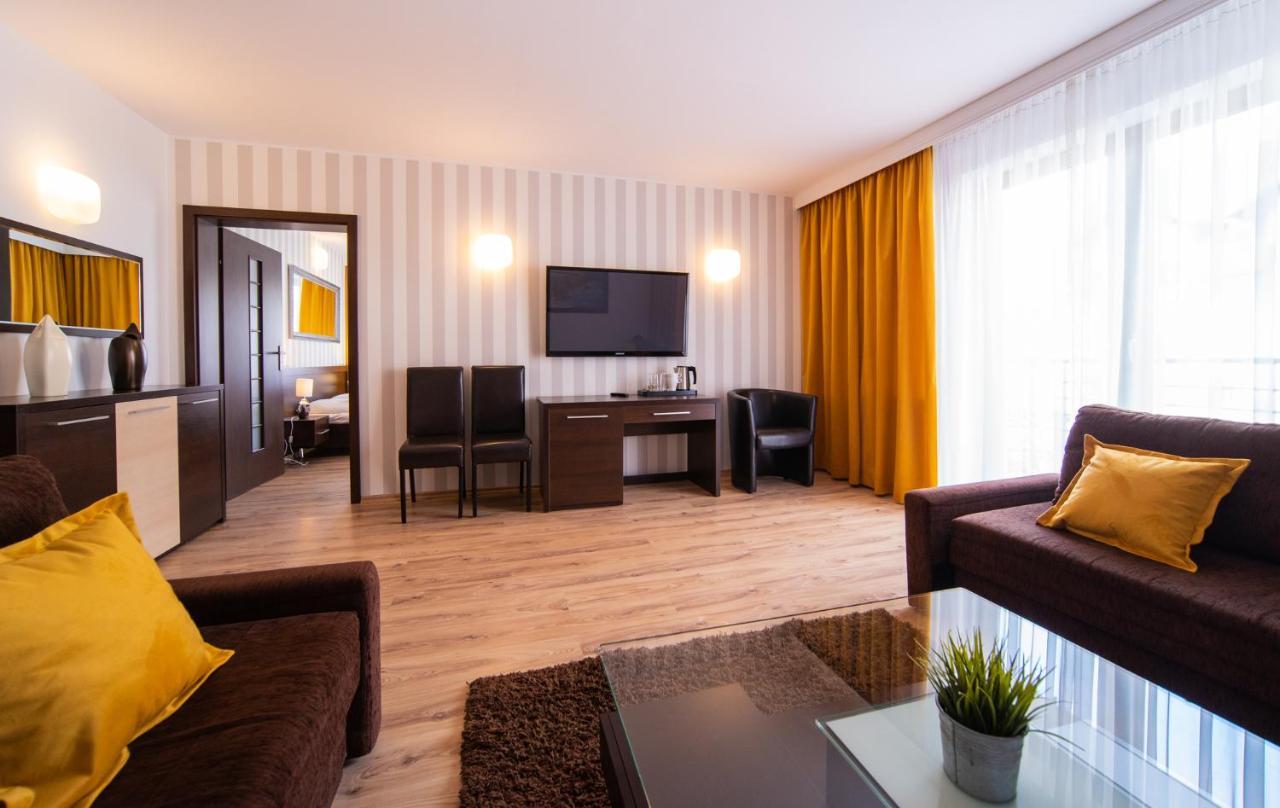 Bed and Breakfast Delfin Мендзыводзе Экстерьер фото