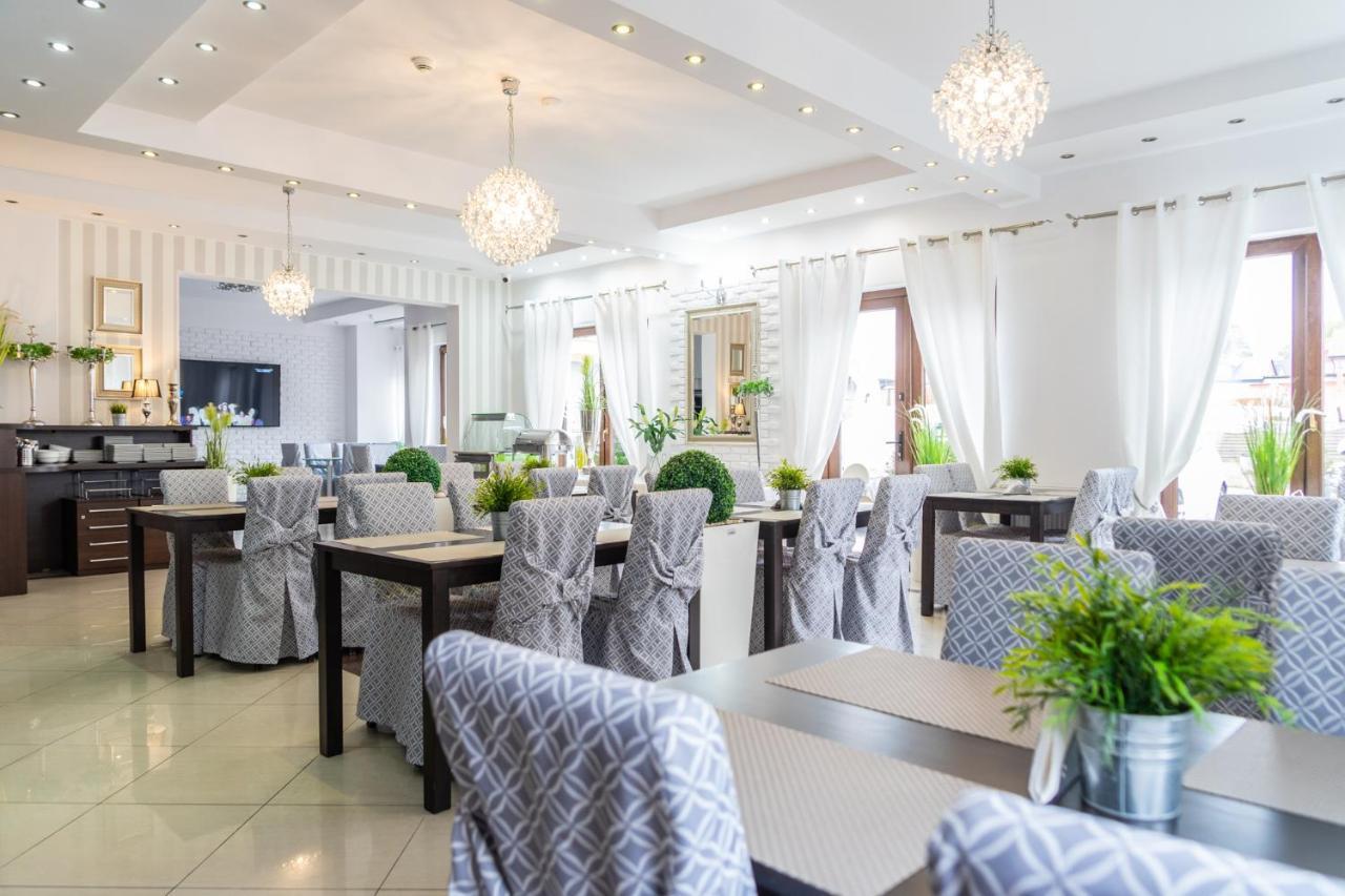 Bed and Breakfast Delfin Мендзыводзе Экстерьер фото